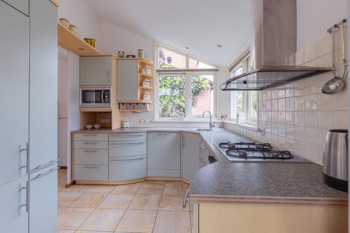 Foto 15 van Waardijnstraat 34