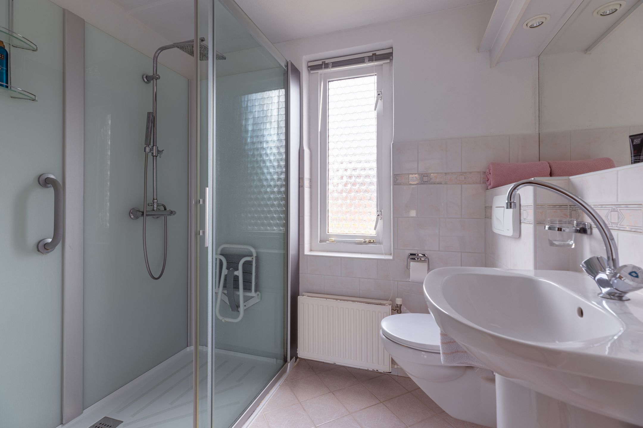 Foto 24 van Waardijnstraat 34