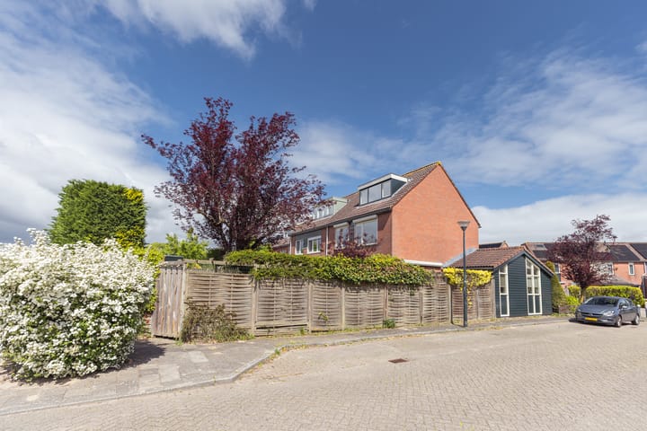 Foto 42 van Waardijnstraat 34