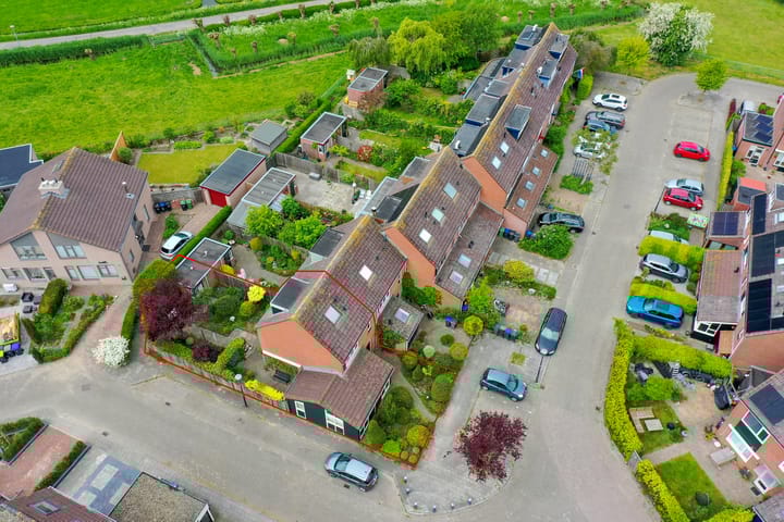 Foto 47 van Waardijnstraat 34