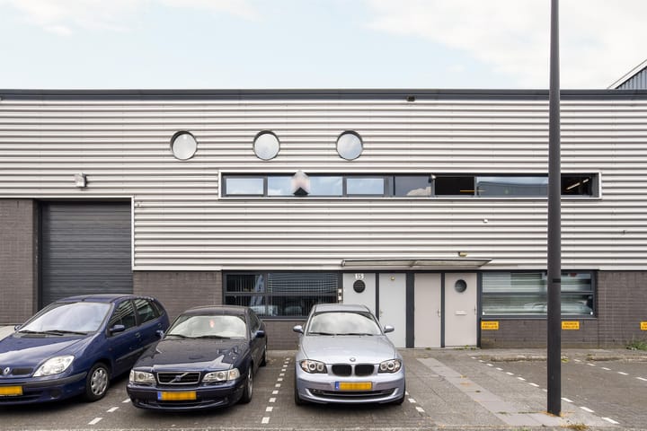 Plotterstraat 15
