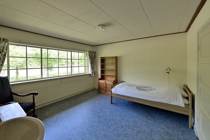 Photo 8 of Huizerstraatweg 19