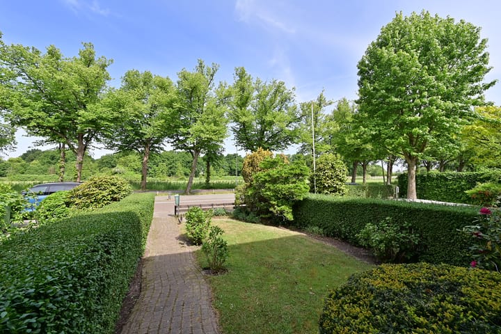 Photo 14 of Huizerstraatweg 19