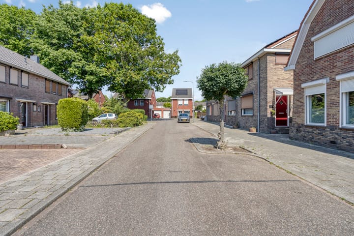 Foto 40 van Resedastraat 37