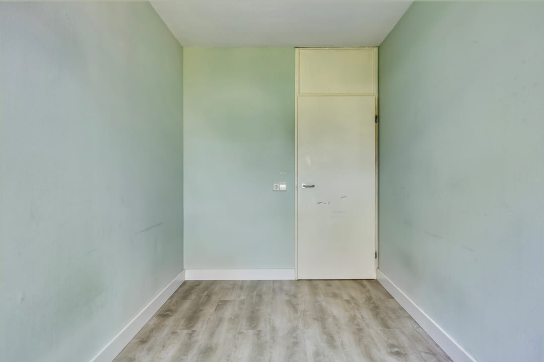 Photo 32 of Prattenburg 91