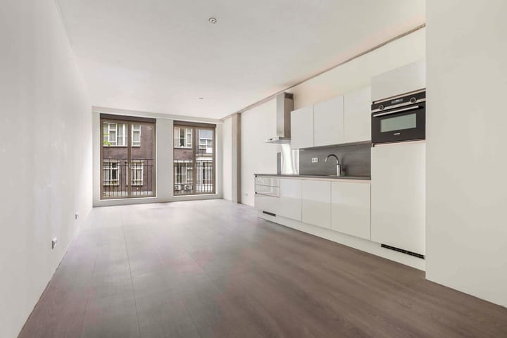 Foto 18 van Van Vollenhovenstraat 3-118