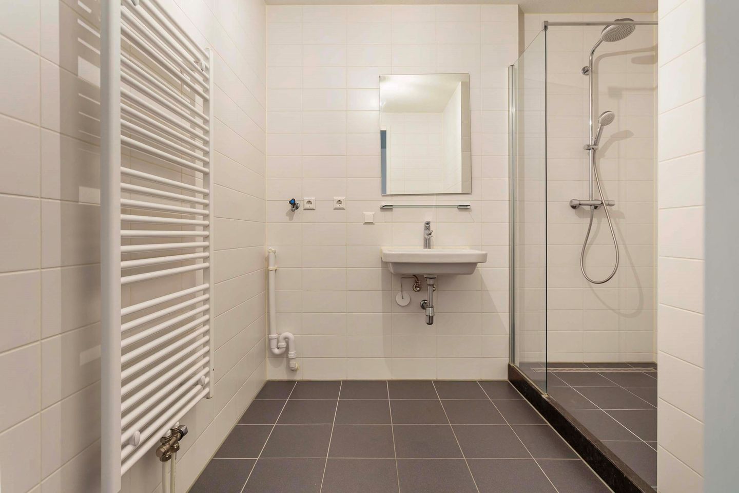 Foto 25 van Van Vollenhovenstraat 3-118