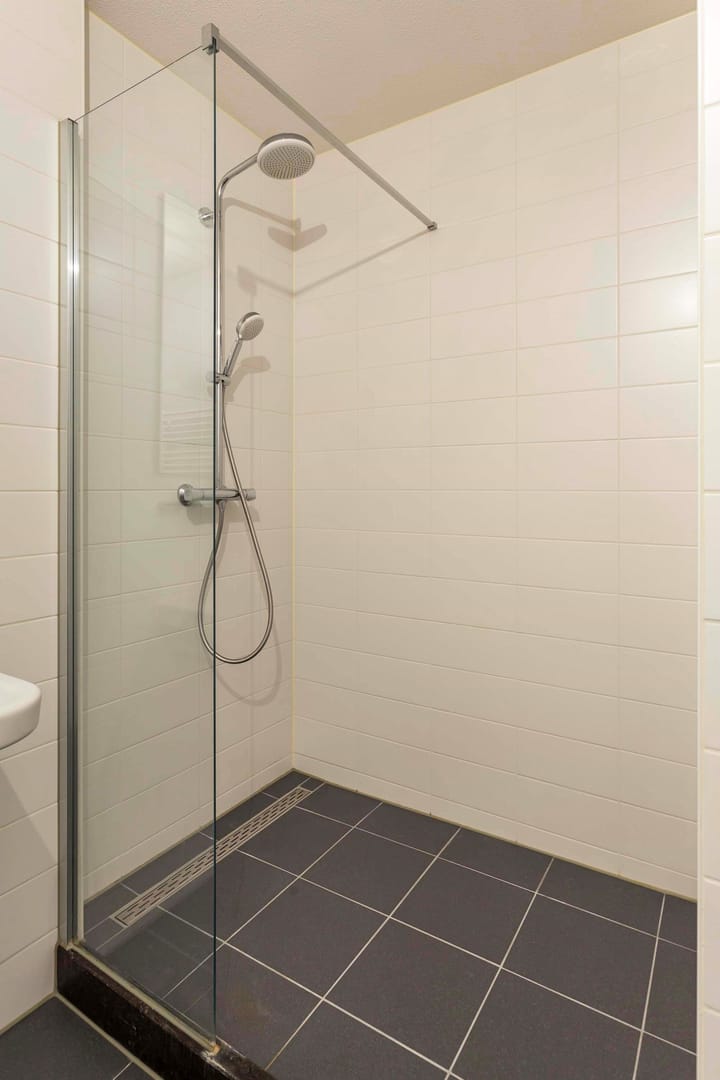 Foto 26 van Van Vollenhovenstraat 3-118