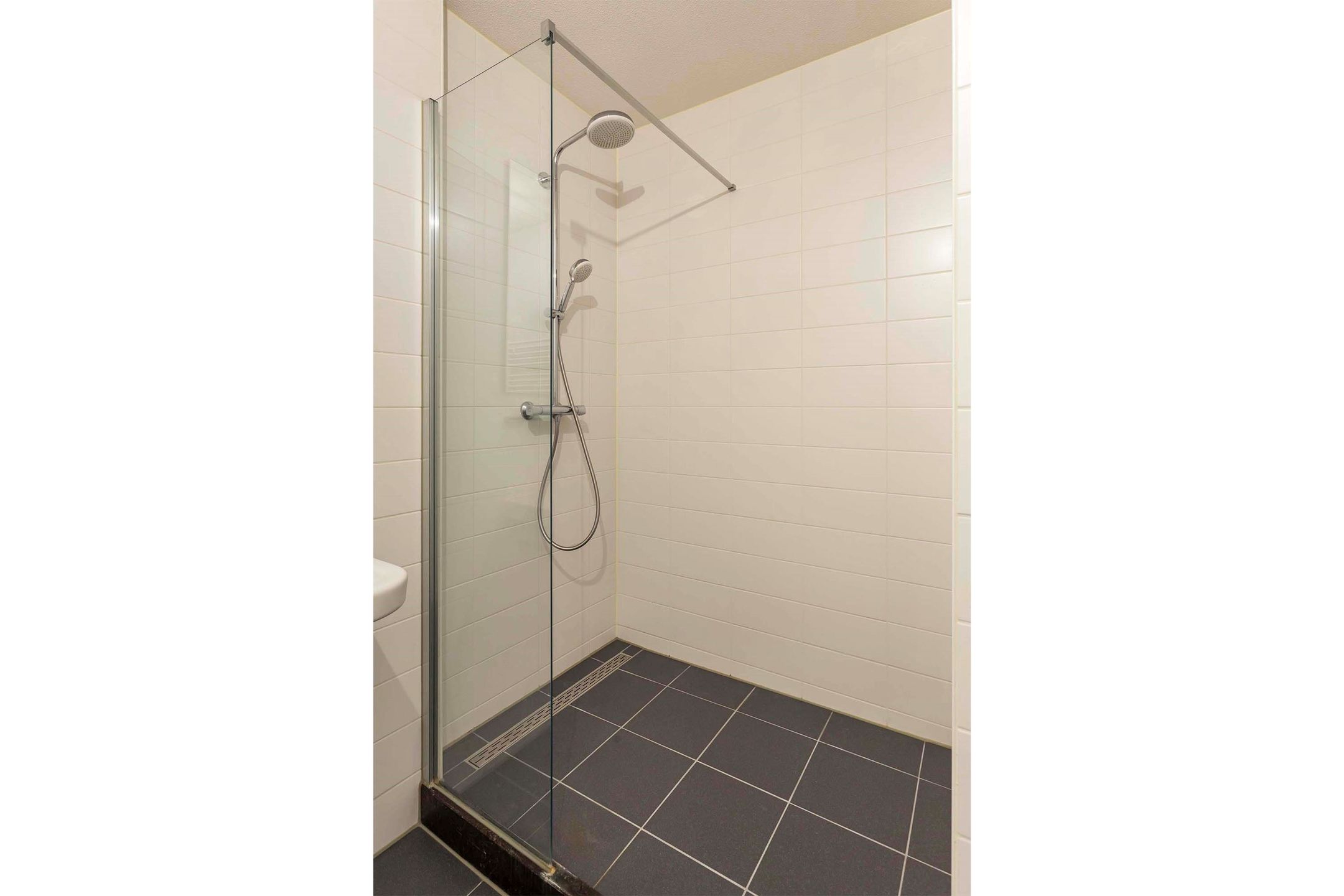 Foto 27 van Van Vollenhovenstraat 3-118