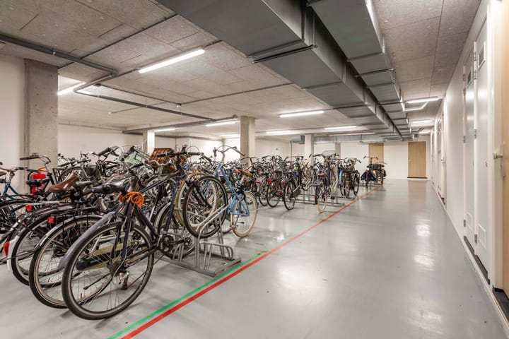 Foto 28 van Van Vollenhovenstraat 3-118