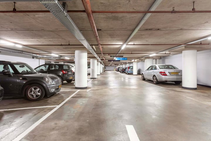 Foto 29 van Van Vollenhovenstraat 3-118