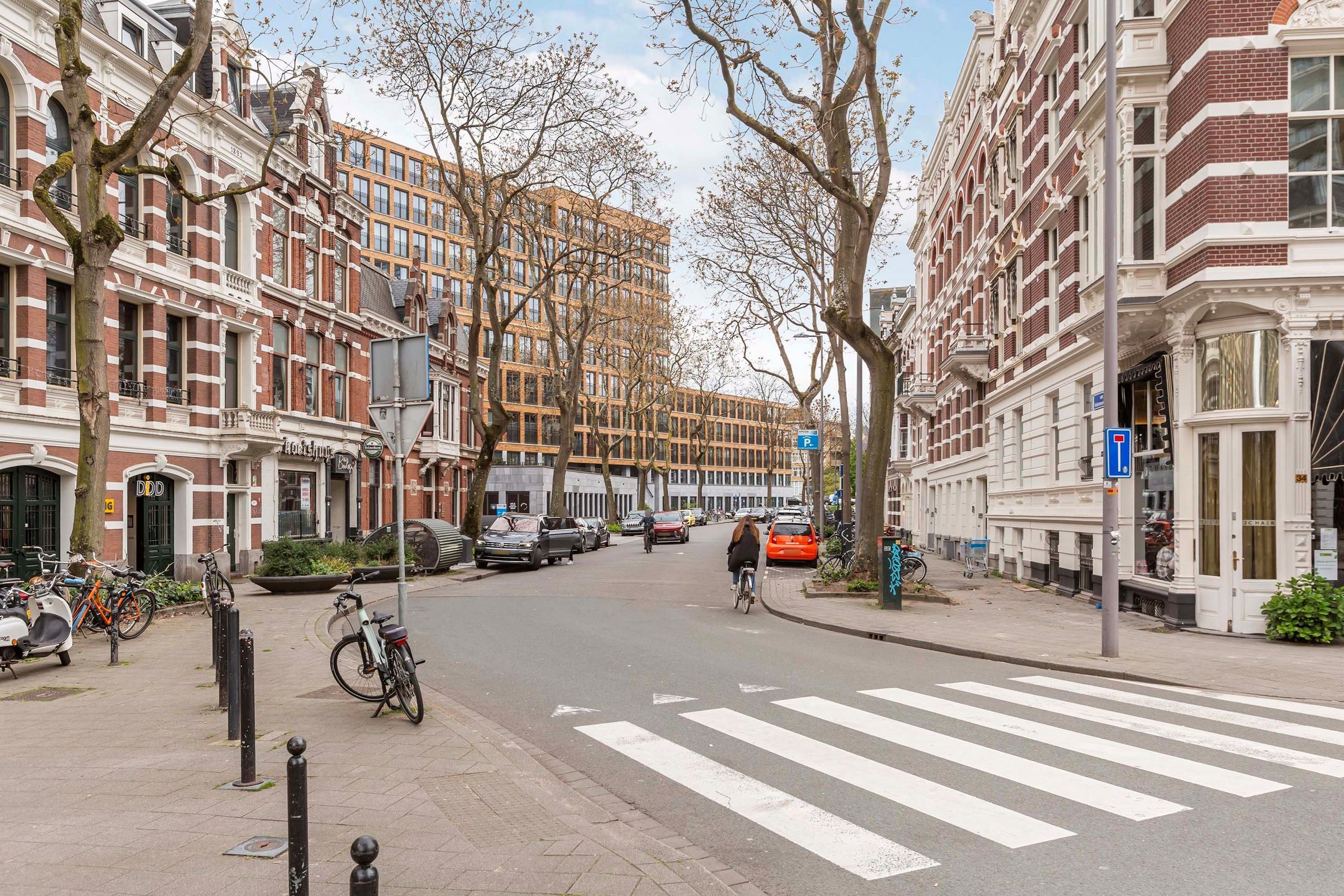 Foto 30 van Van Vollenhovenstraat 3-118