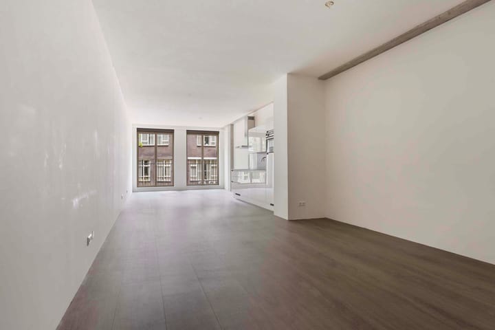 Foto 16 van Van Vollenhovenstraat 3-118