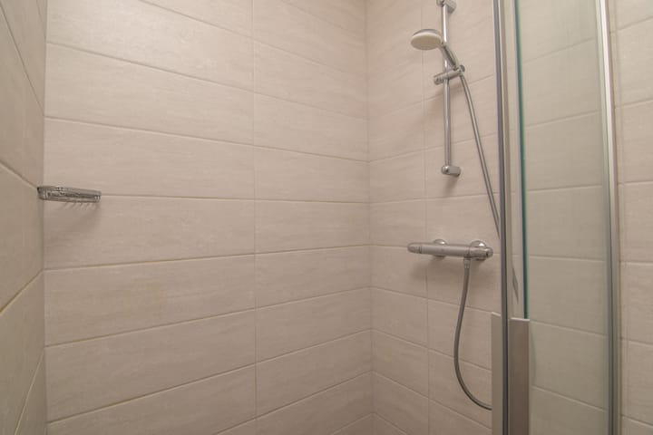 Foto 15 van Bermudablauw 24