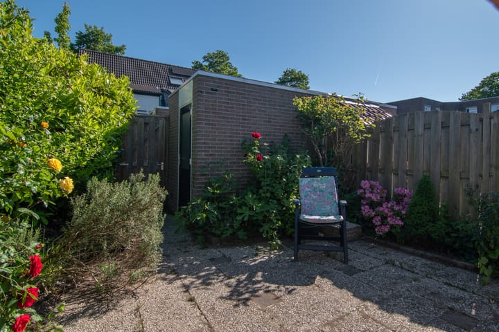 Foto 21 van Bermudablauw 24