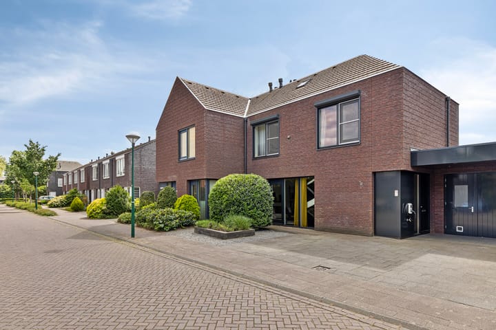 Foto 1 van Bovenmeester 55