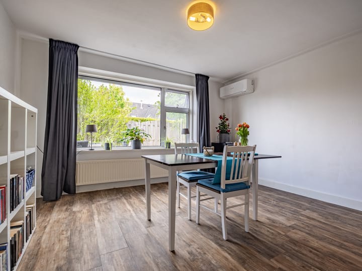 Foto 14 van Angerensestraat 30