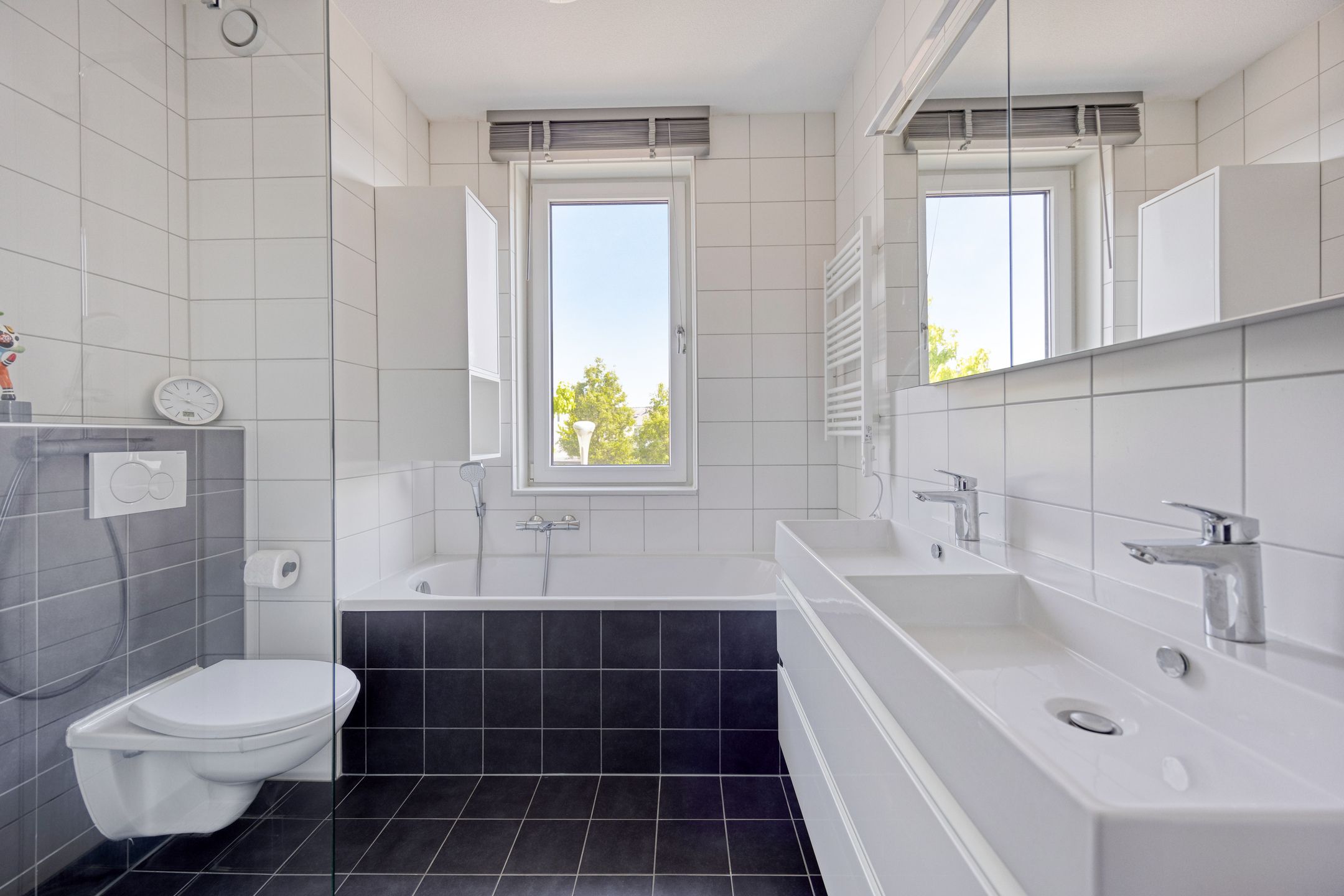 Foto 3 van De Veilingmeester 8