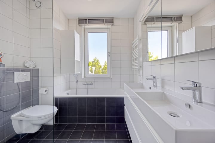 Foto 3 van De Veilingmeester 8