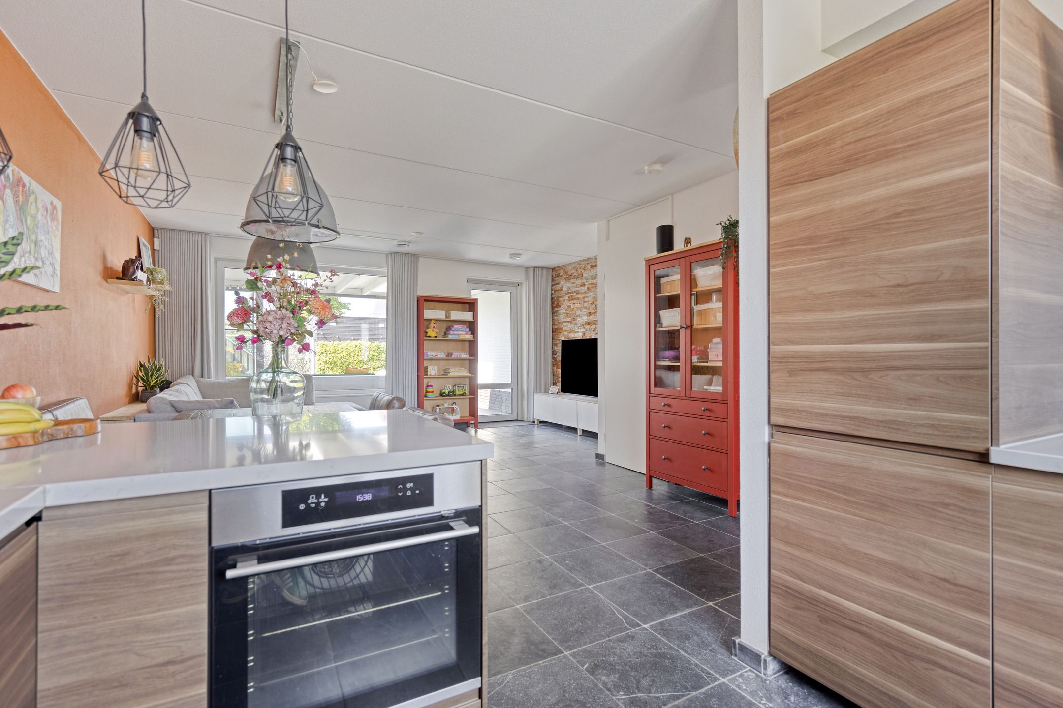 Foto 9 van De Veilingmeester 8