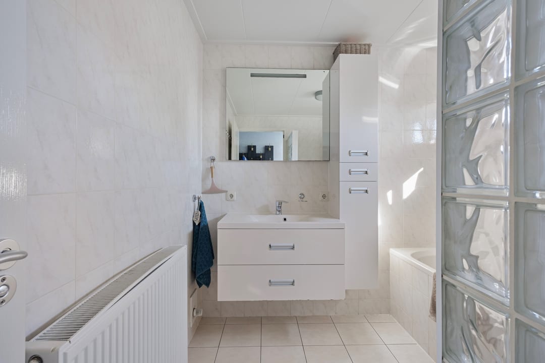 Photo 13 of Ter Apelkanaal Oost 87