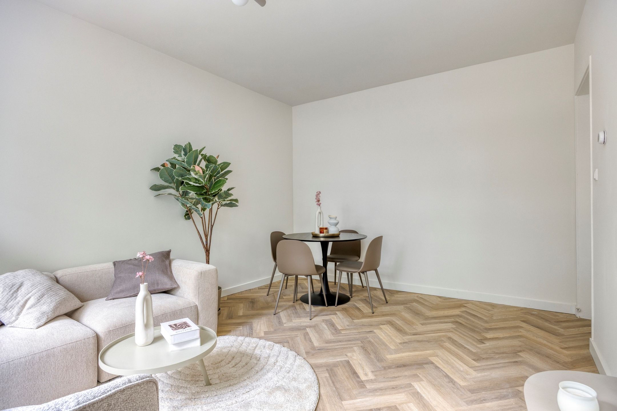 Photo 9 of Rösener Manzstraat 155-A