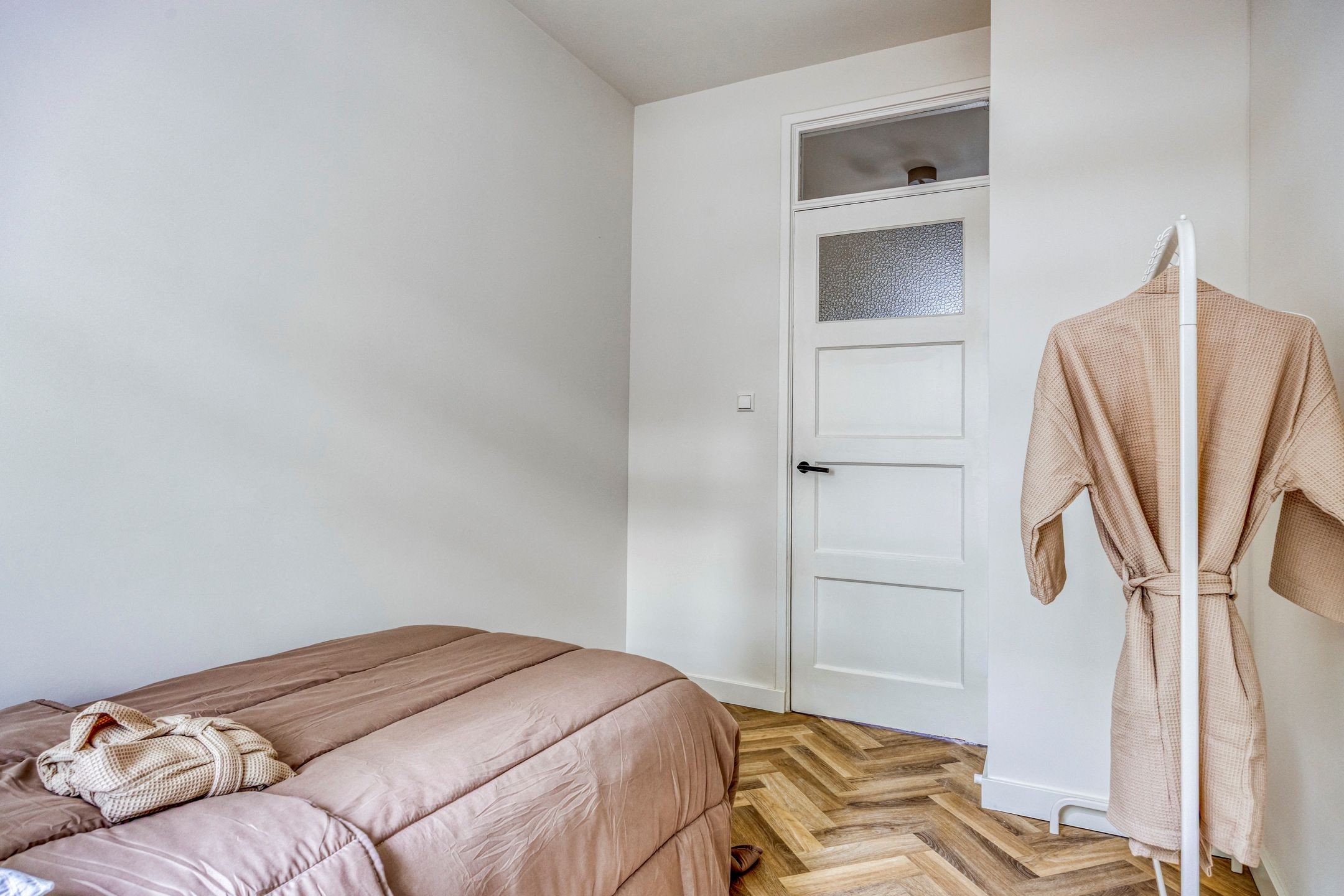 Photo 21 of Rösener Manzstraat 155-A