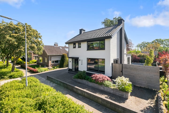 Oranjestraat 20