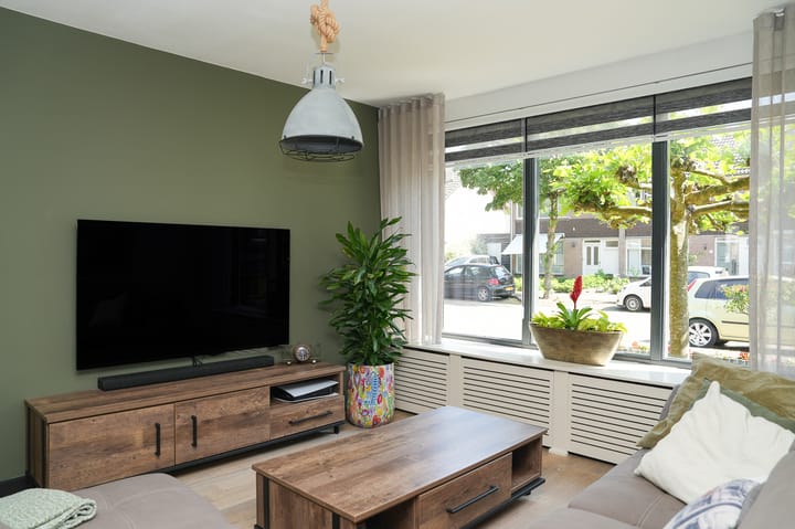 Foto 7 van Albert Botslaan 17