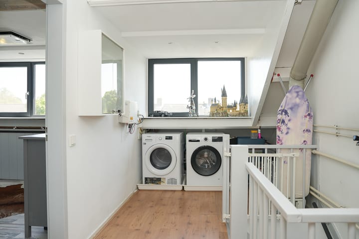 Foto 29 van Albert Botslaan 17