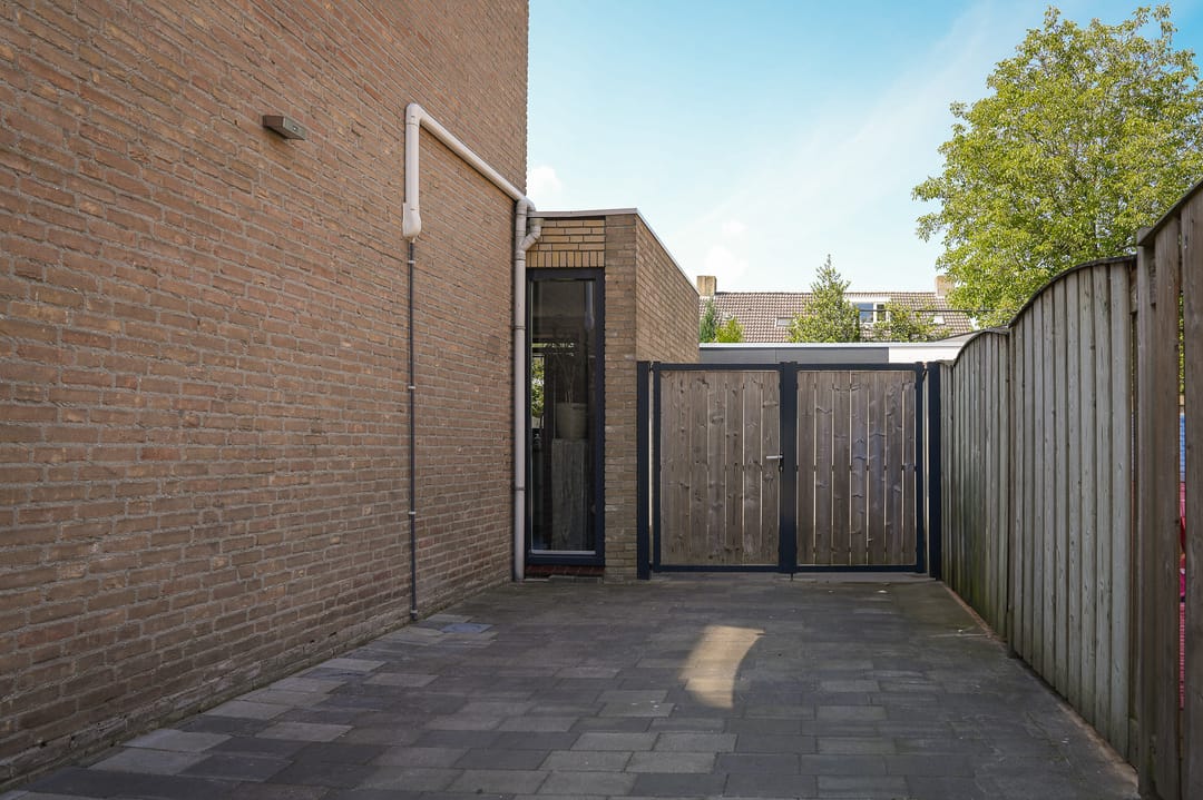 Foto 38 van Albert Botslaan 17