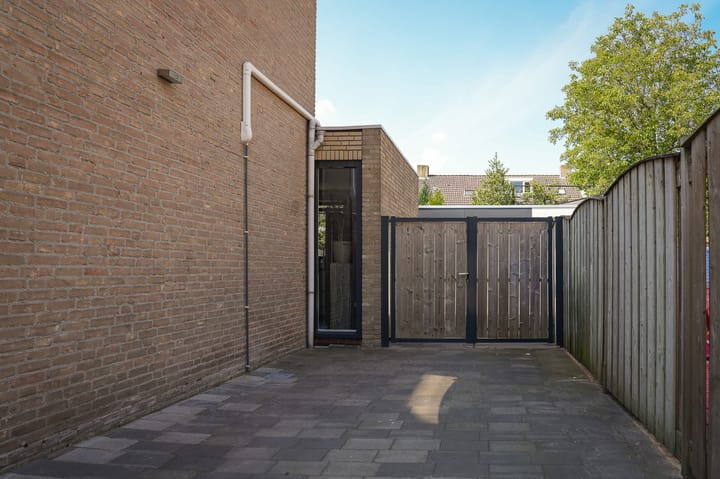 Foto 38 van Albert Botslaan 17