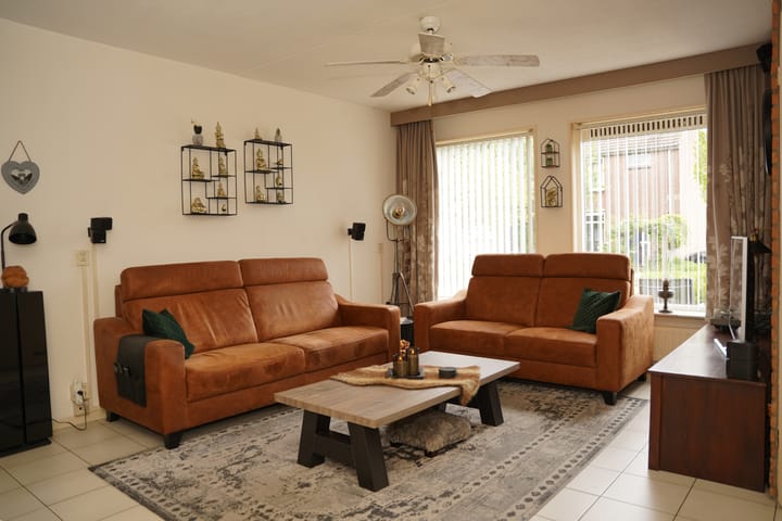 Photo 2 of Grote Beer 34-D