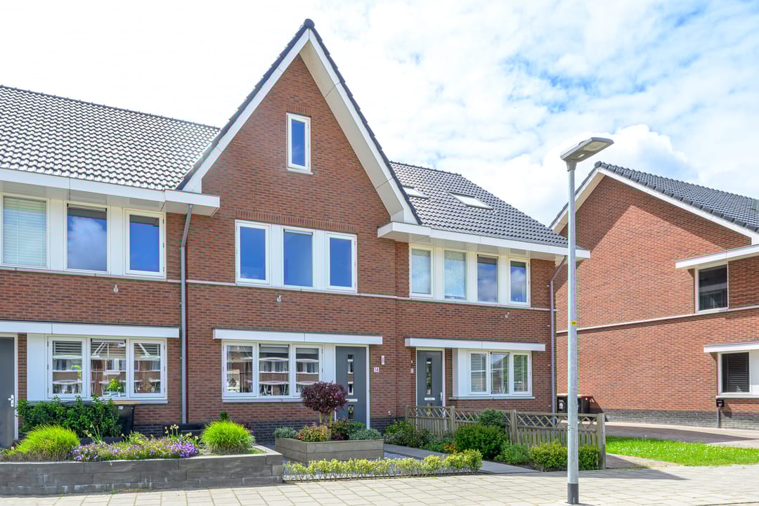 Foto 1 van Burgemeester Avisstraat 14