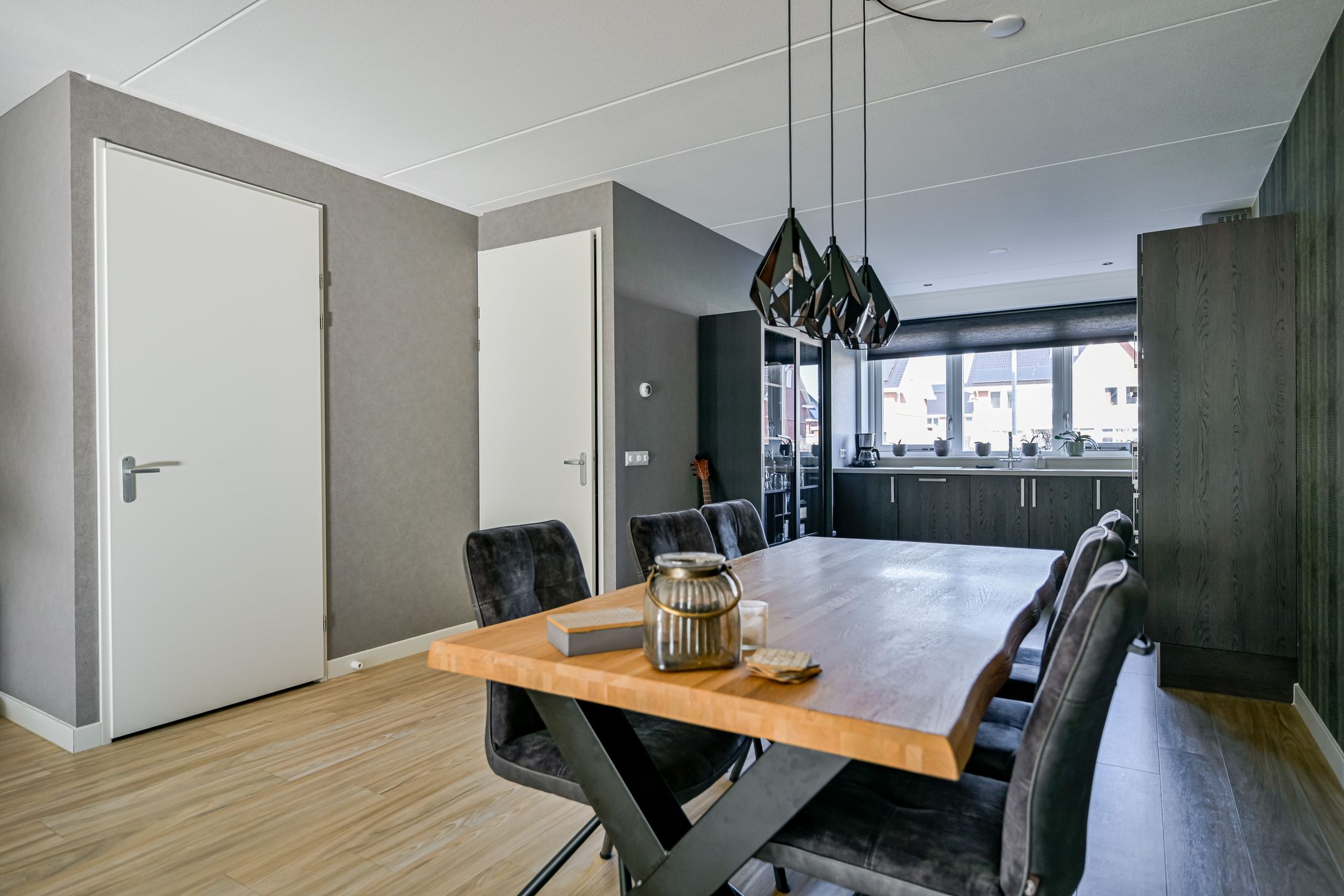 Foto 15 van Burgemeester Avisstraat 14