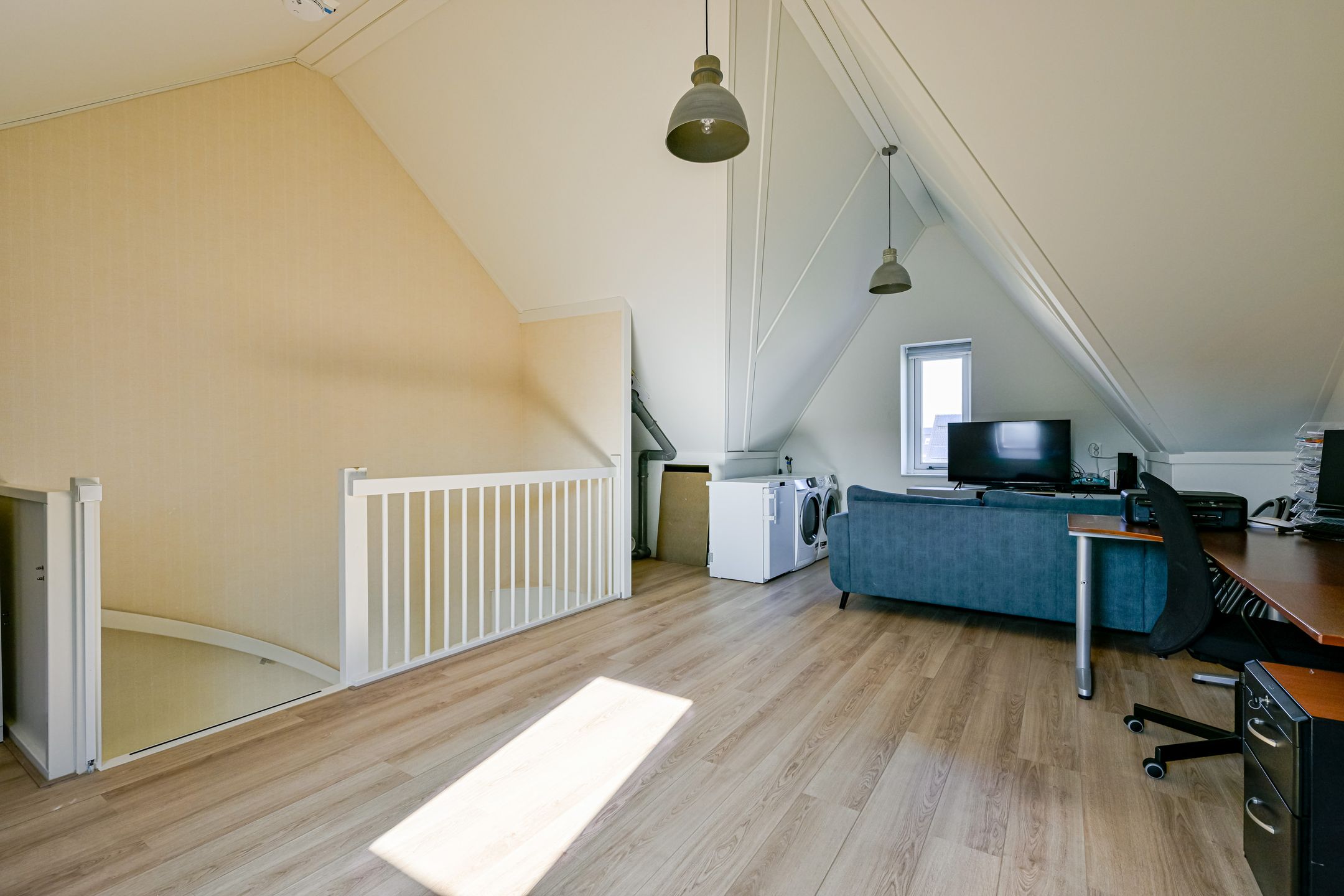 Foto 27 van Burgemeester Avisstraat 14