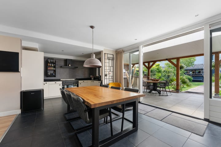 Foto 15 van Kerkweg 12