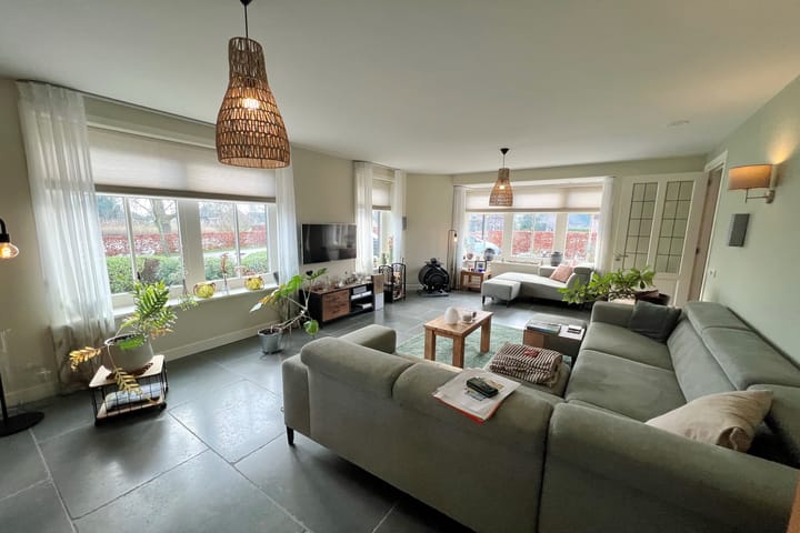 Photo 10 of Slingelandseweg 17-A