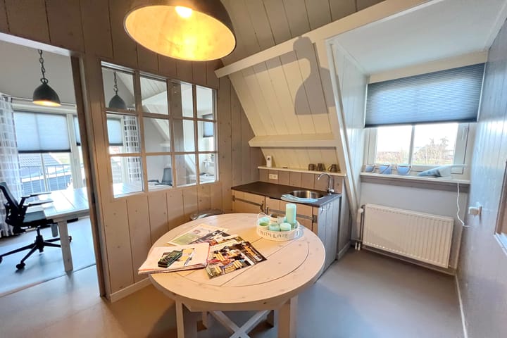 Photo 39 of Slingelandseweg 17-A