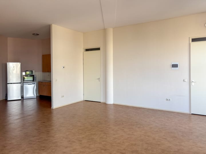 Photo 9 of Merel 109