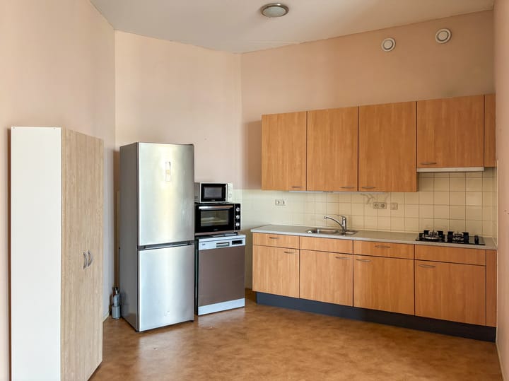 Photo 11 of Merel 109