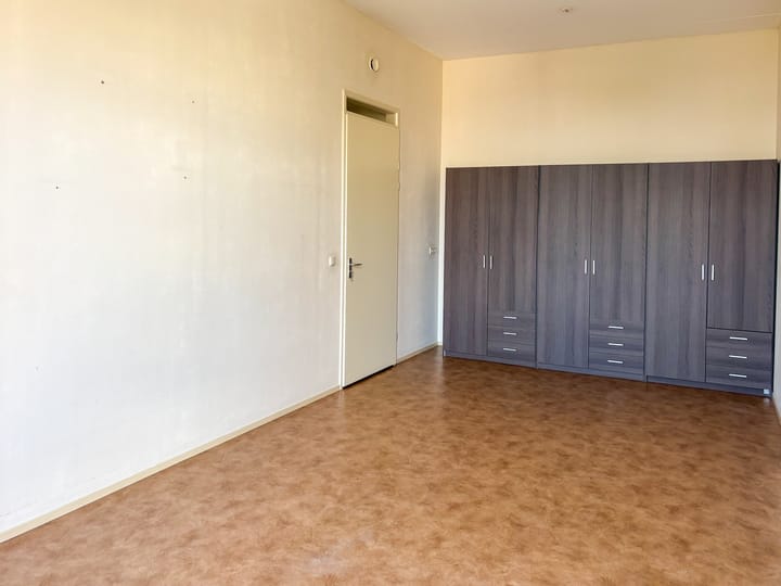 Photo 15 of Merel 109