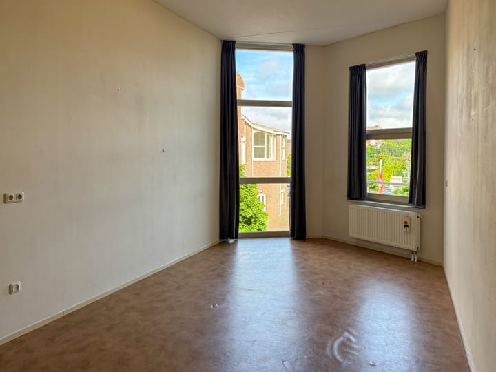 Photo 16 of Merel 109