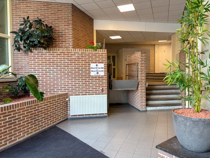 Photo 28 of Merel 109