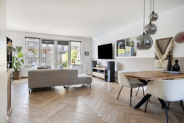 Foto 11 van Berenklauw 86