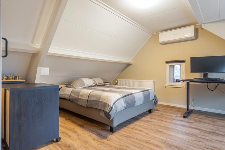 Foto 31 van Frans van Mierisstraat 56