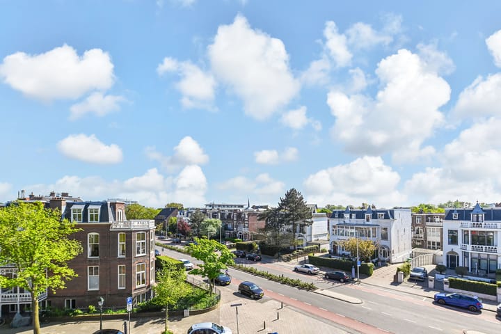 Photo 10 of Badhuisweg 58-J