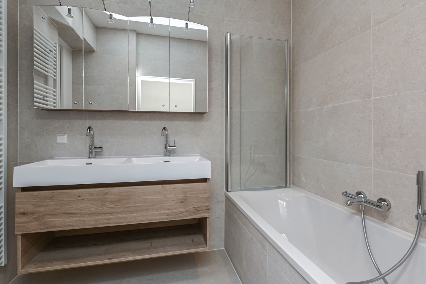 Foto 29 van Badhuisweg 58-J