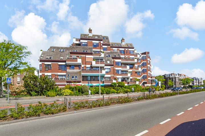 Photo 42 of Badhuisweg 58-J