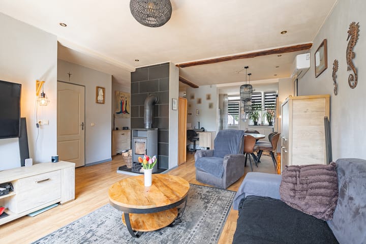 Photo 5 of Trompstraat 18